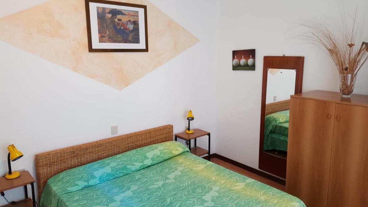 Casa Marietta Apartment Caorle Exterior foto